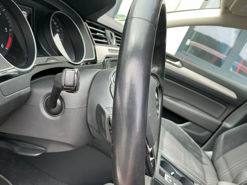 Volkswagen Passat Alltrack 2.0 TDI 4Motion BlueMotion Tech 2015 – снимка 34