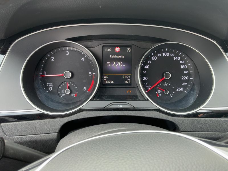 Volkswagen Passat Alltrack 2.0 TDI 4Motion BlueMotion Tech 2015 – снимка 19