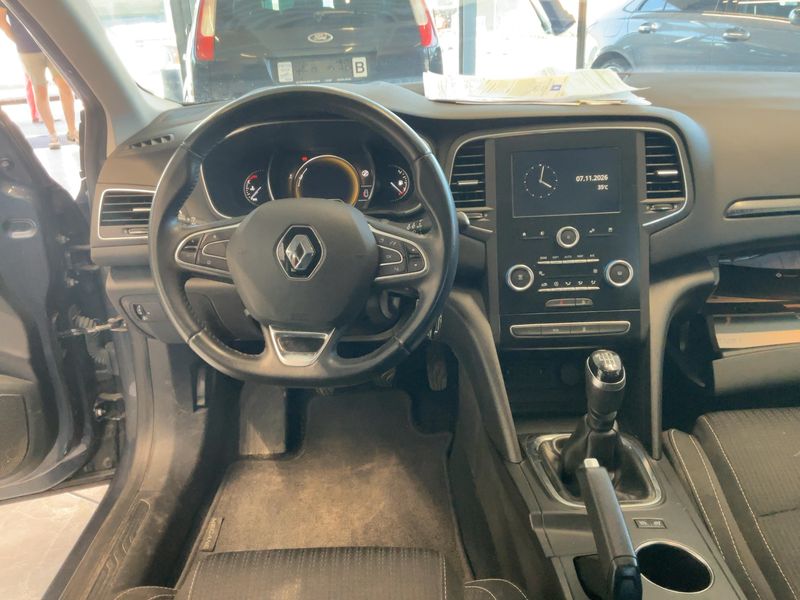Renault Megane 1.5 dCi Energy Experience — zdjęcie 12