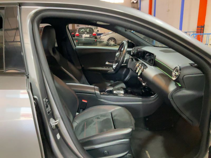 Mercedes-Benz A-Klasse A 200 — zdjęcie 11