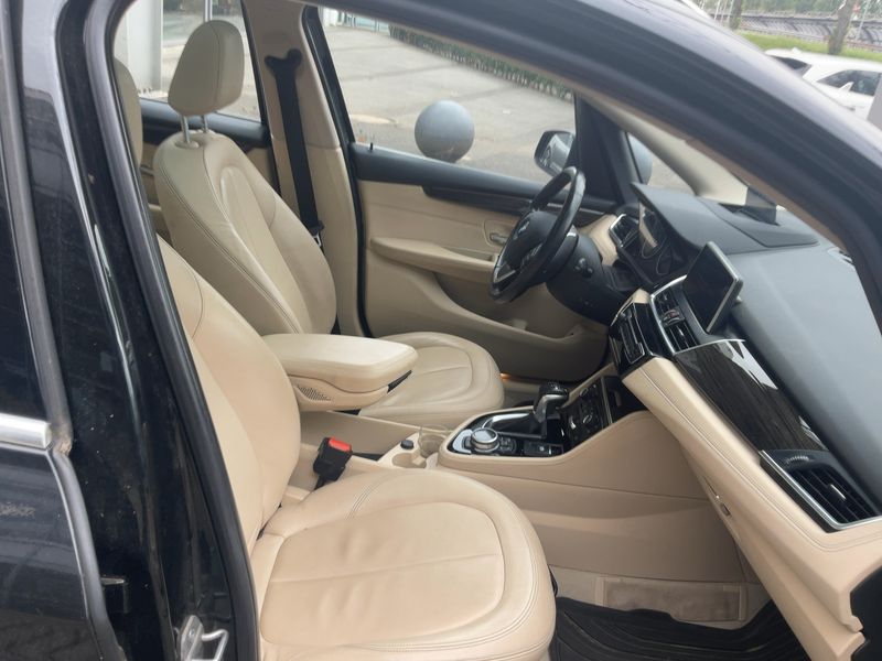 BMW 2er 225i Active Tourer Luxury Line 2015 – снимка 16