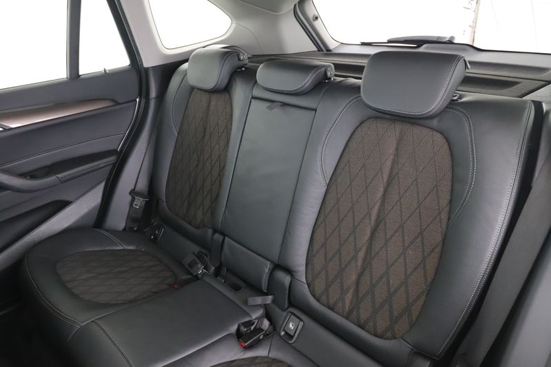 BMW X1 sDrive 18d xLine 2018 – снимка 19
