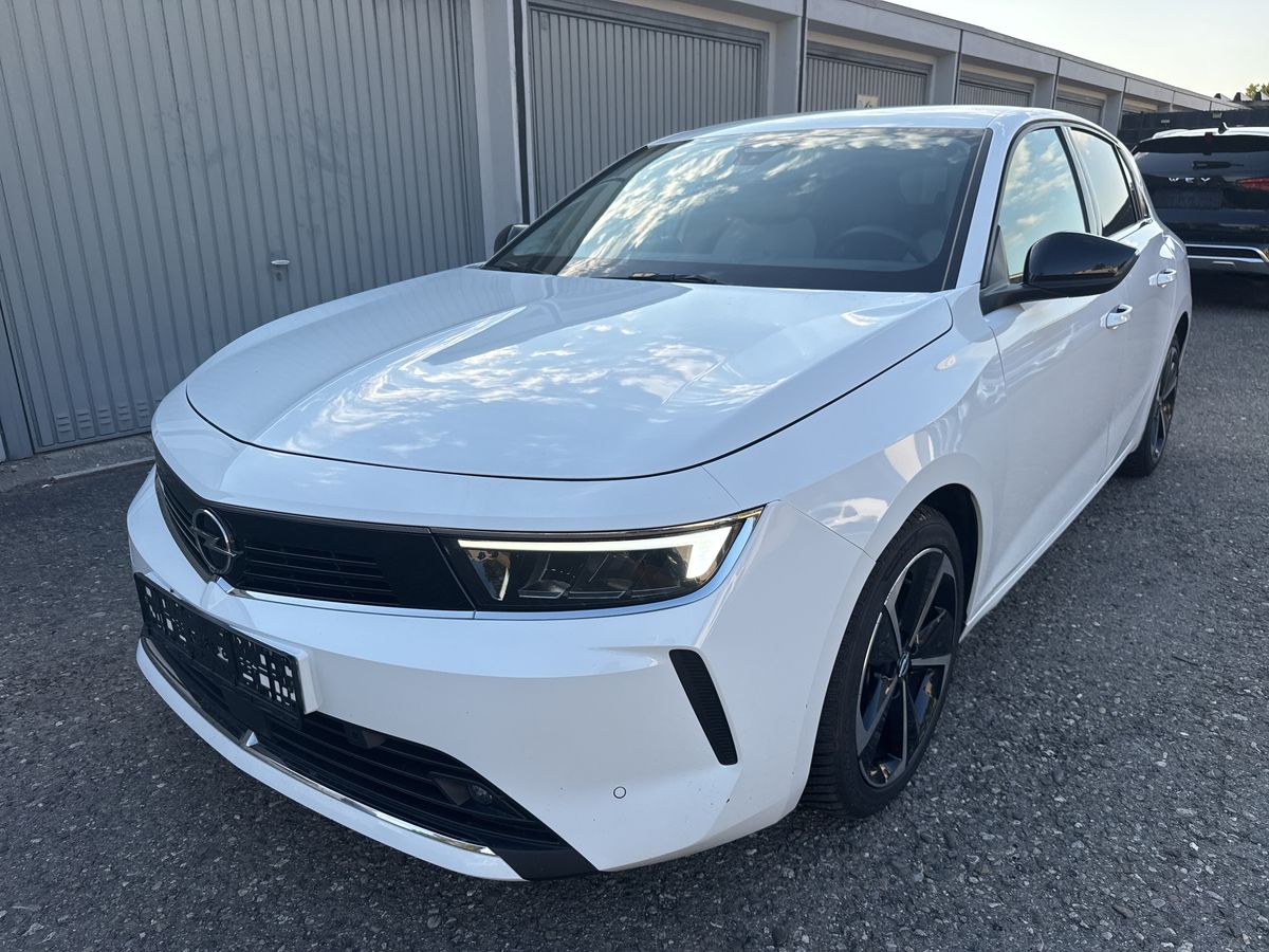 Opel Astra 2022