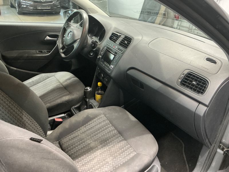 Volkswagen Polo 1.0 Edition BlueMotion Tech — zdjęcie 3