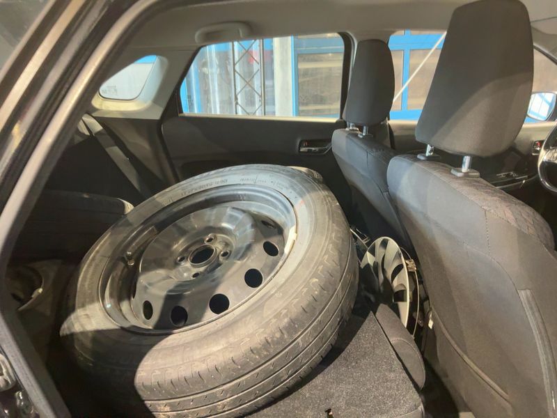 Suzuki Baleno 1.2 DualJet Club — zdjęcie 14