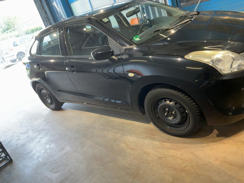 Suzuki Baleno 1.2 DualJet Club — zdjęcie 8