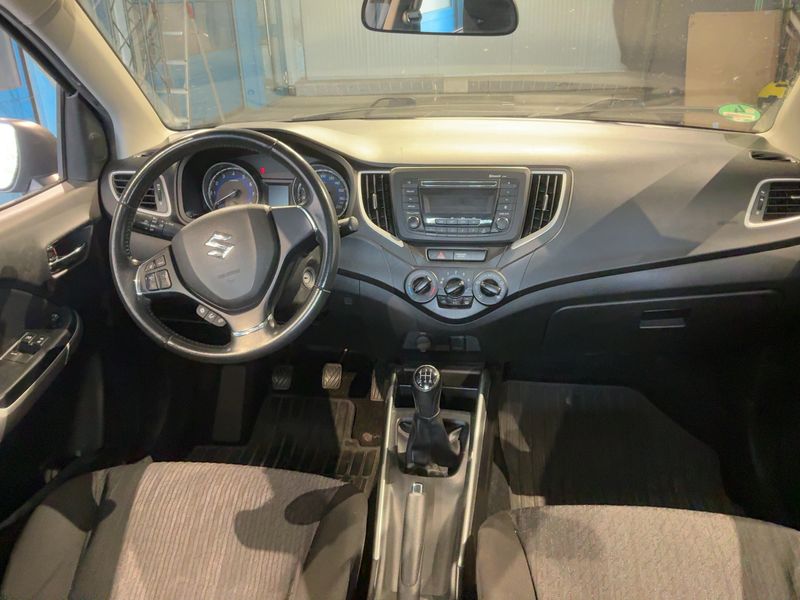 Suzuki Baleno 1.2 DualJet Club — zdjęcie 12