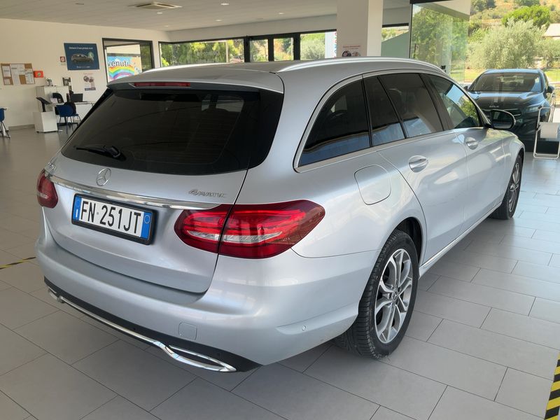 Mercedes-Benz C-Klasse C 220 d T 4Matic AMG Sport — zdjęcie 6