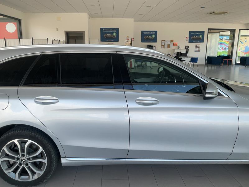 Mercedes-Benz C-Klasse C 220 d T 4Matic AMG Sport — zdjęcie 7
