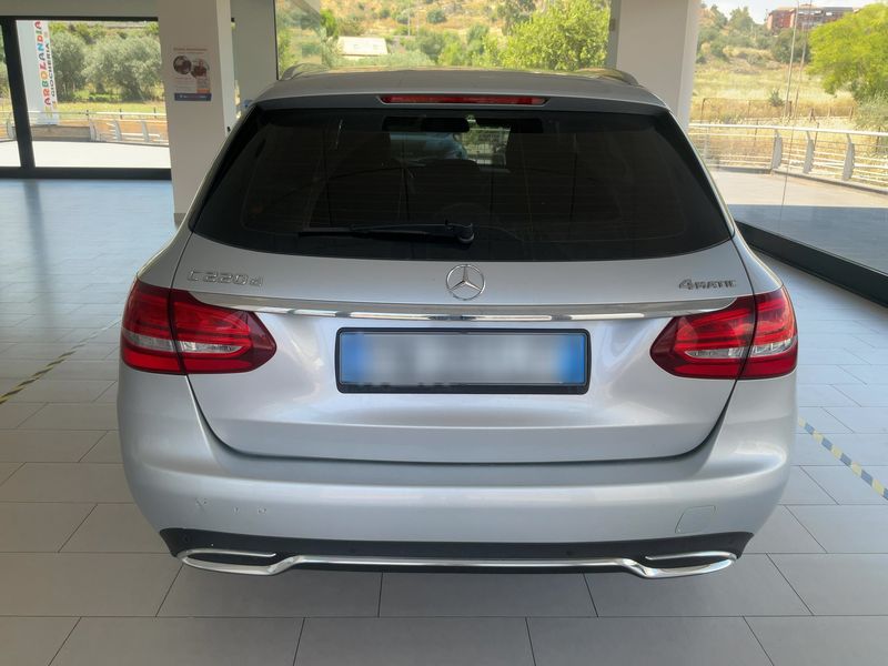 Mercedes-Benz C-Klasse C 220 d T 4Matic AMG Sport — zdjęcie 5