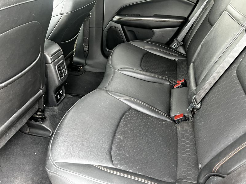 Jeep Compass 1.3 T4 4xe Plug-in Hybrid Limited — zdjęcie 13