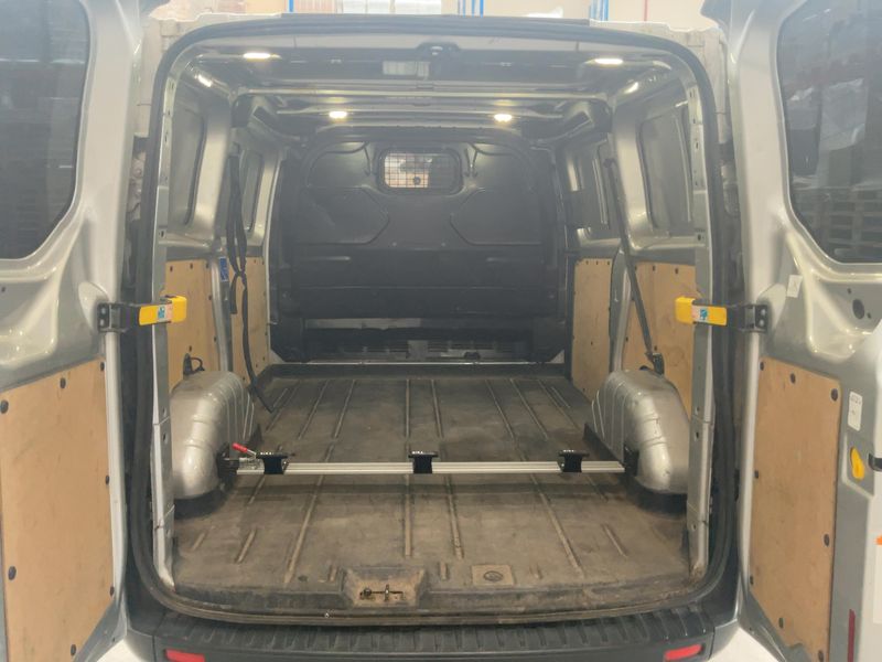 Ford Transit 2.2 TDCi 270 L1 Trend 2015 – снимка 15