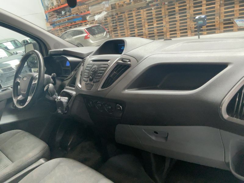 Ford Transit 2.2 TDCi 270 L1 Trend 2015 – снимка 17