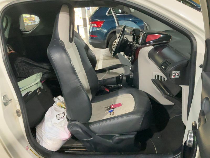 Toyota iQ 1.33 Dual VVT-i — zdjęcie 11