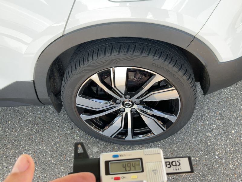 Volvo XC40 P8 electric drive 300 kW R-Design Pure AWD 2020 – снимка 5