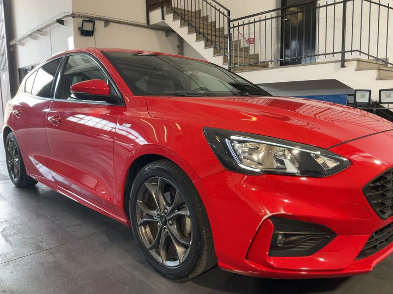 Ford Focus 1.0 EcoBoost ST-Line — zdjęcie 8