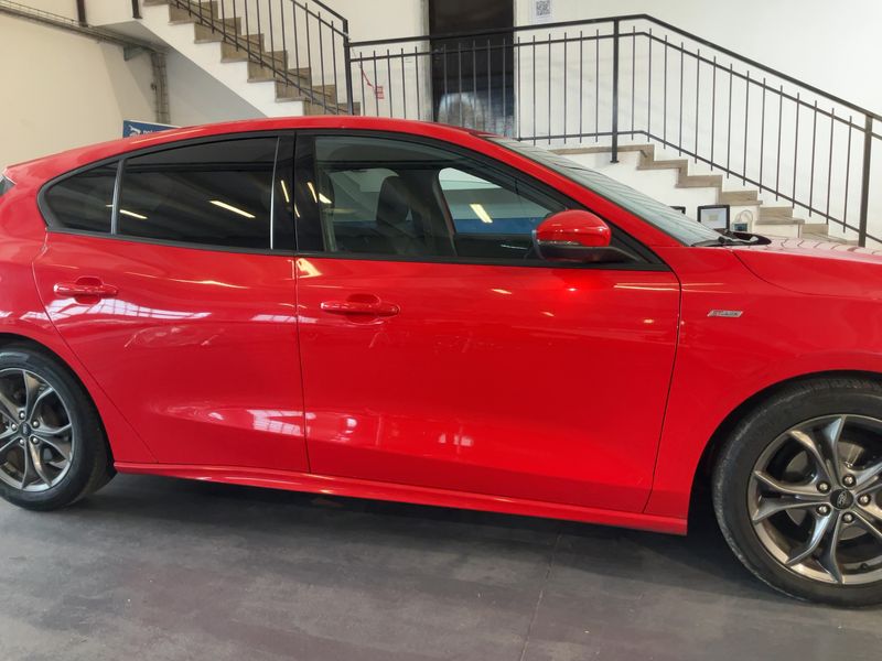 Ford Focus 1.0 EcoBoost ST-Line — zdjęcie 7