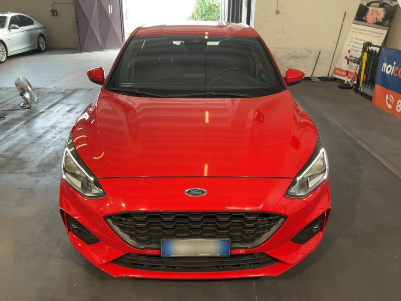 Ford Focus 1.0 EcoBoost ST-Line — zdjęcie 9