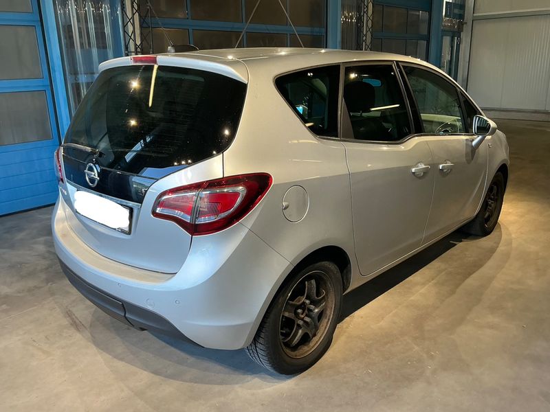 Opel Meriva 1.4 Turbo Innovation — zdjęcie 2