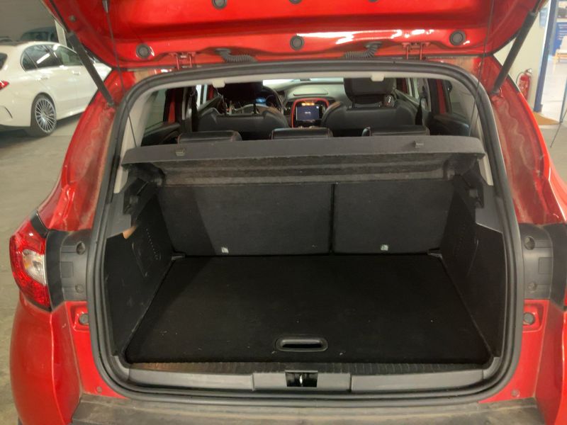 Renault Captur 1.5 dCi Energy Helly Hansen 2014 – снимка 15