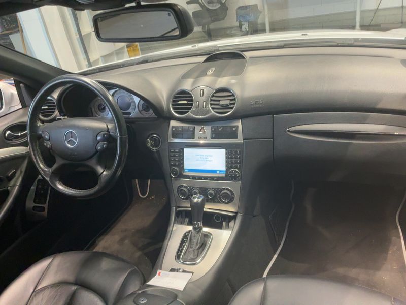 Mercedes-Benz CLK-Klasse CLK 320 CDI Avantgarde — zdjęcie 12