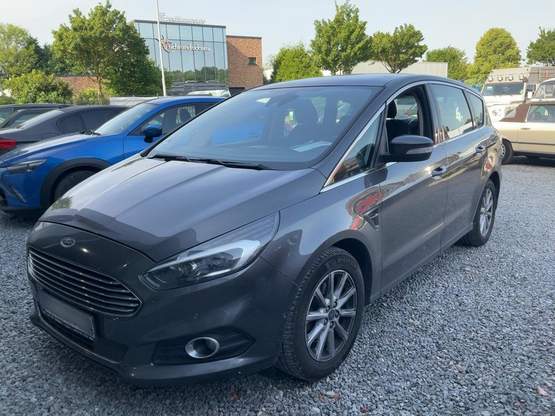 Ford S-Max 2.0 TDCi Titanium — zdjęcie 1