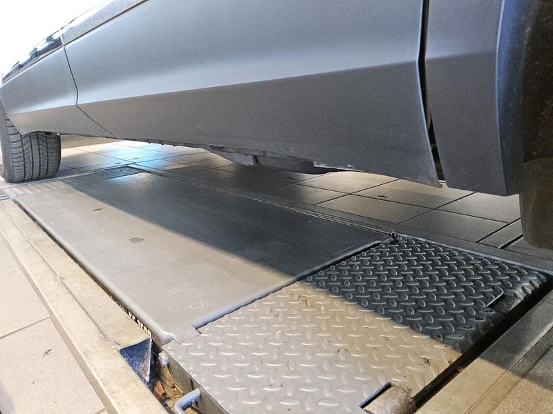 Volkswagen Tiguan Allspace 2.0 TDI Life — zdjęcie 22