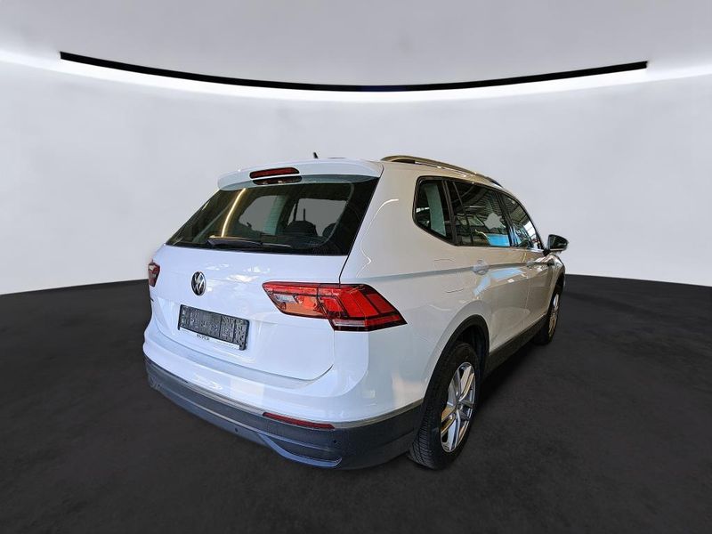 Volkswagen Tiguan Allspace 2.0 TDI Life — zdjęcie 15