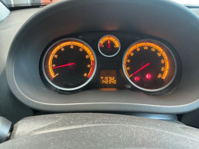 Opel Corsa 1.2 Edition "111 Jahre" — zdjęcie 4