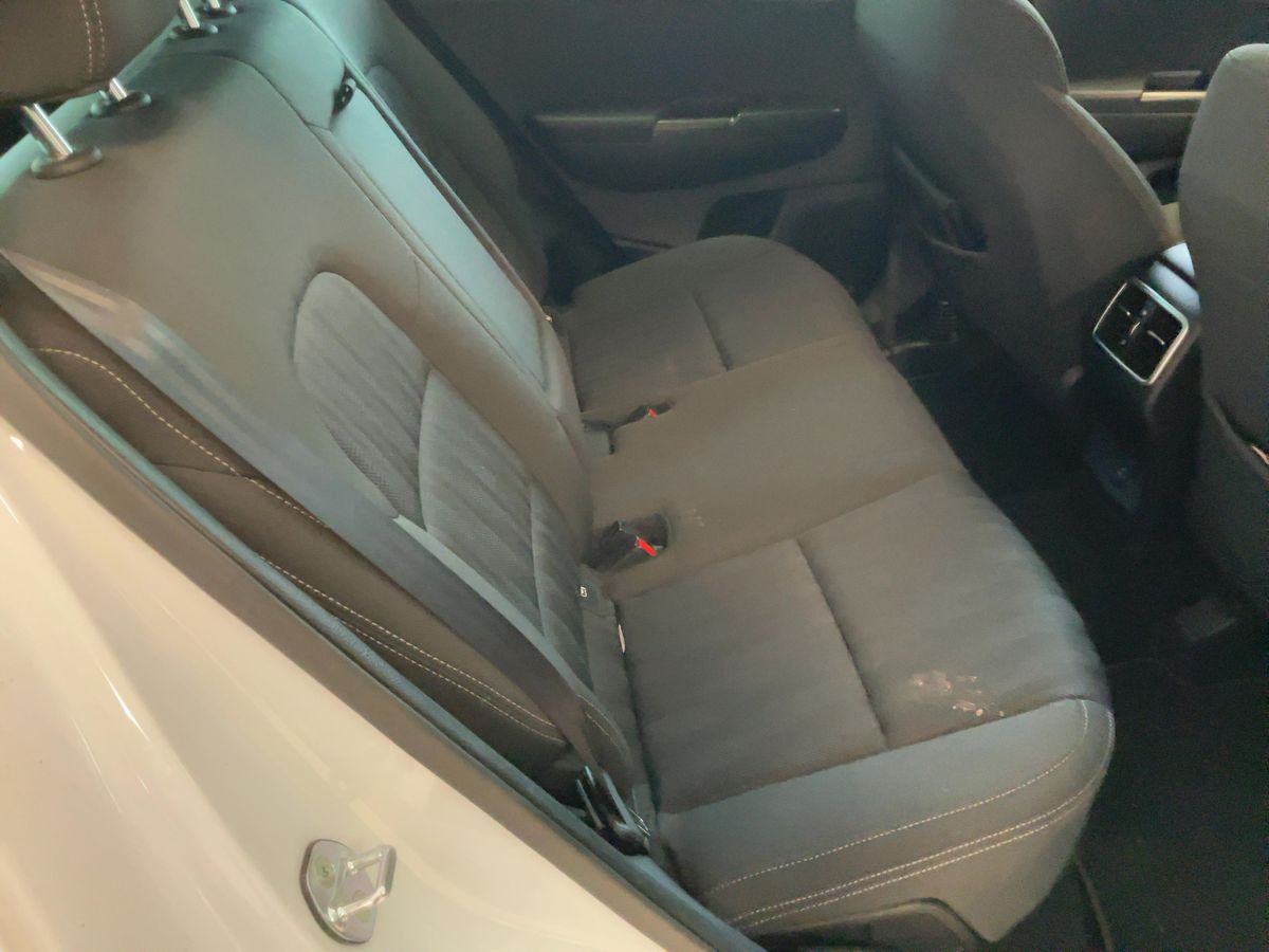 Kia Sportage 2018 — photo 20
