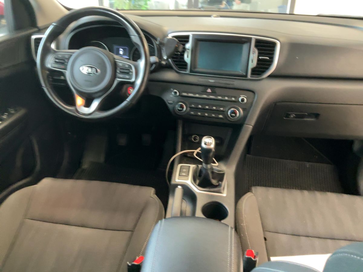Kia Sportage 2018 — photo 18