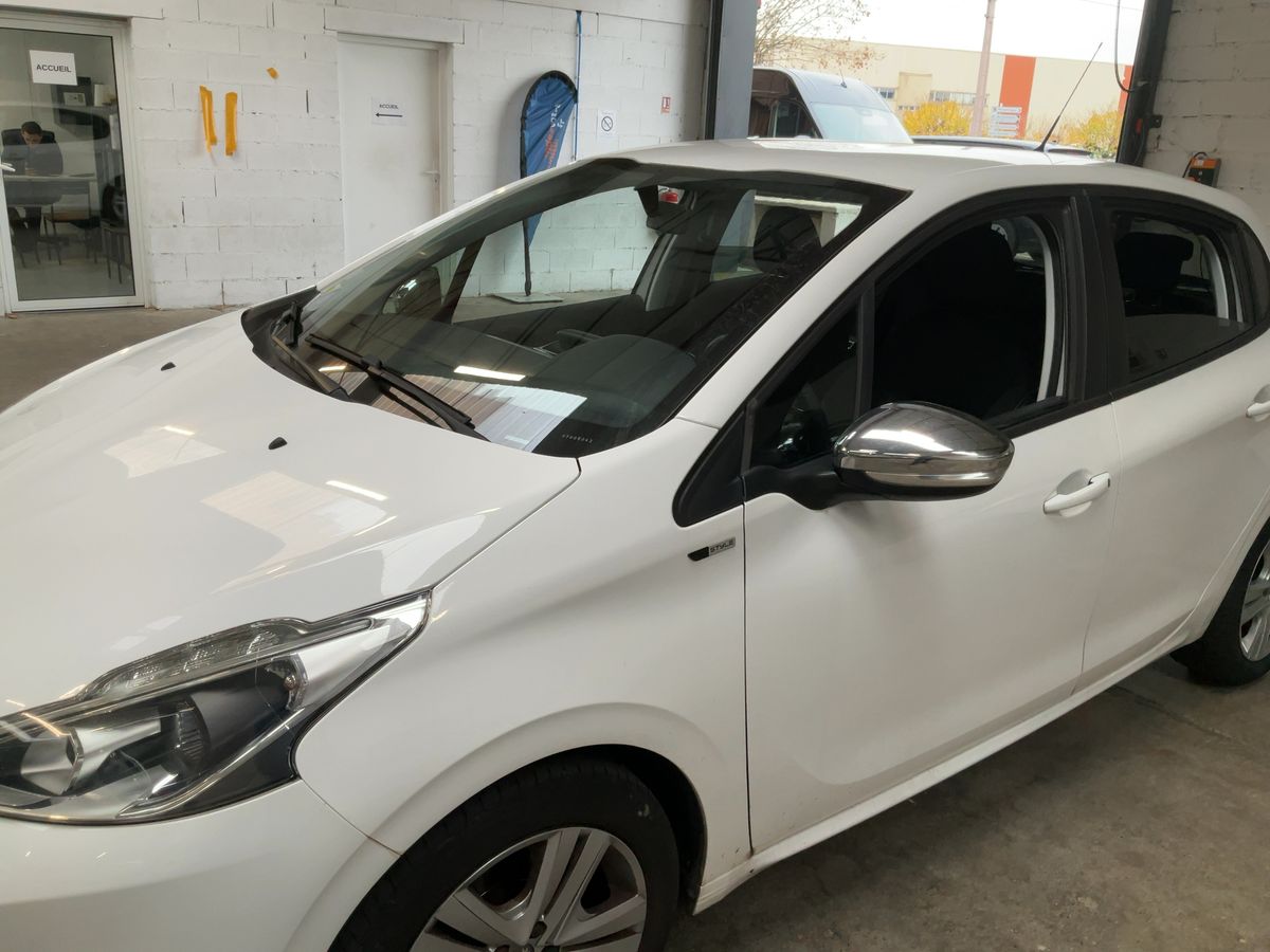 Peugeot 208 1.2 VTi Style