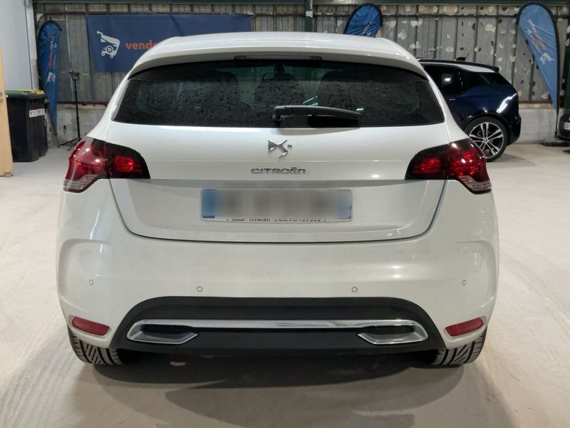 Citroen DS4 1.6 e-HDi Chic — zdjęcie 5