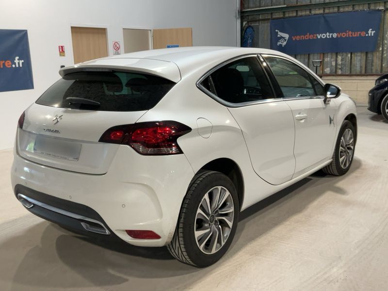 Citroen DS4 1.6 e-HDi Chic — zdjęcie 6