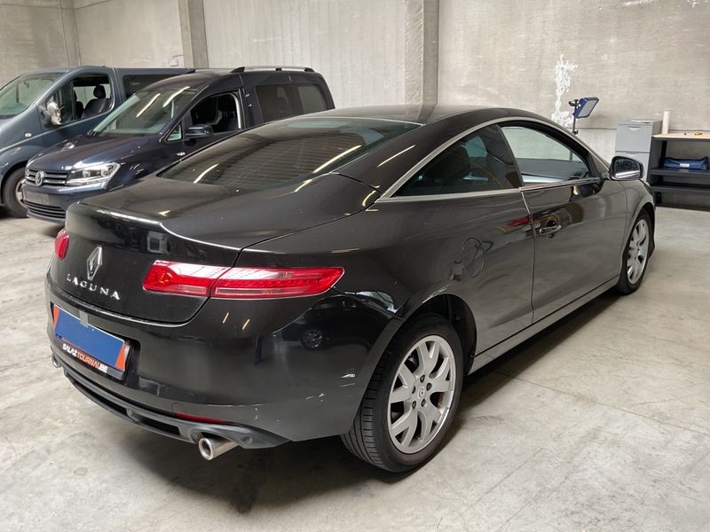 Renault Laguna 2.0 dCi Dynamique — zdjęcie 2