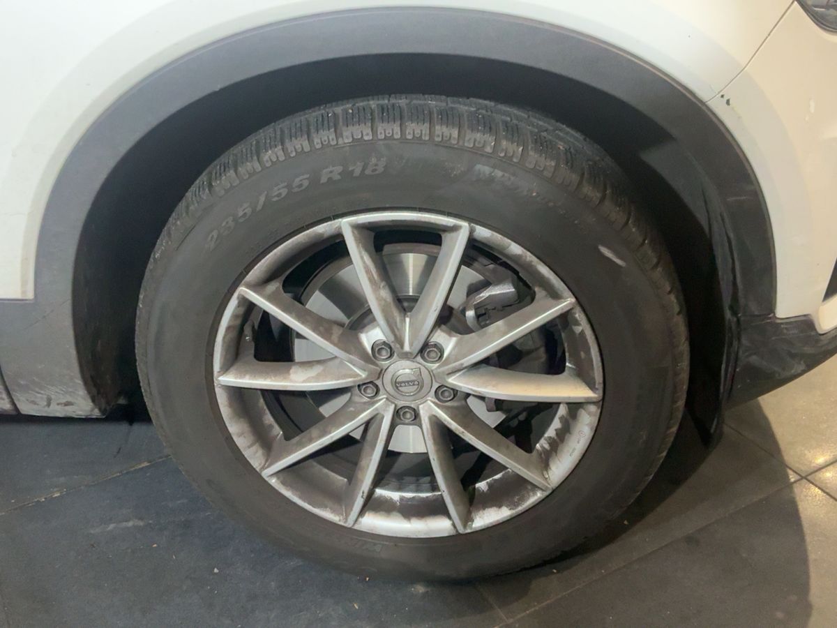 Volvo XC40 2018 — photo 12