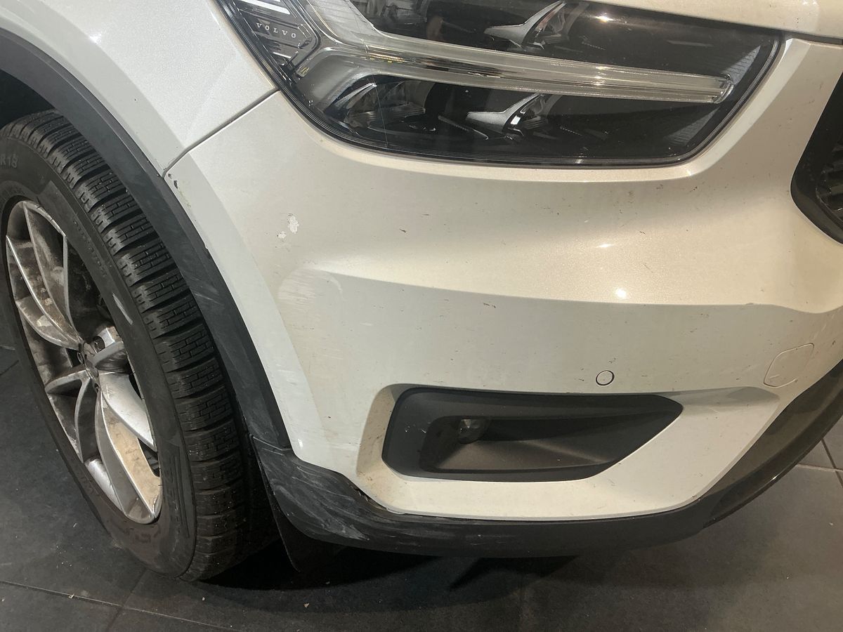 Volvo XC40 2018 — photo 30