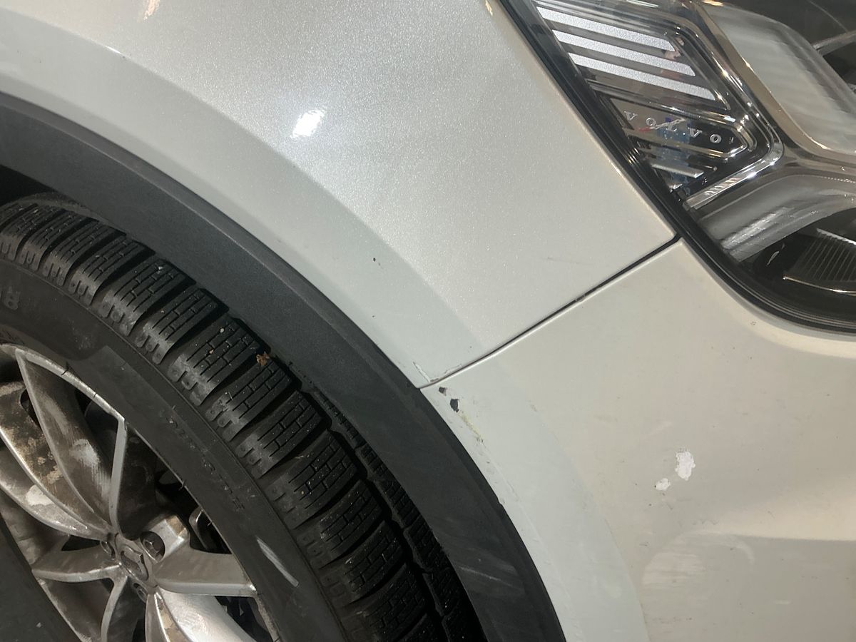 Volvo XC40 2018 — photo 24