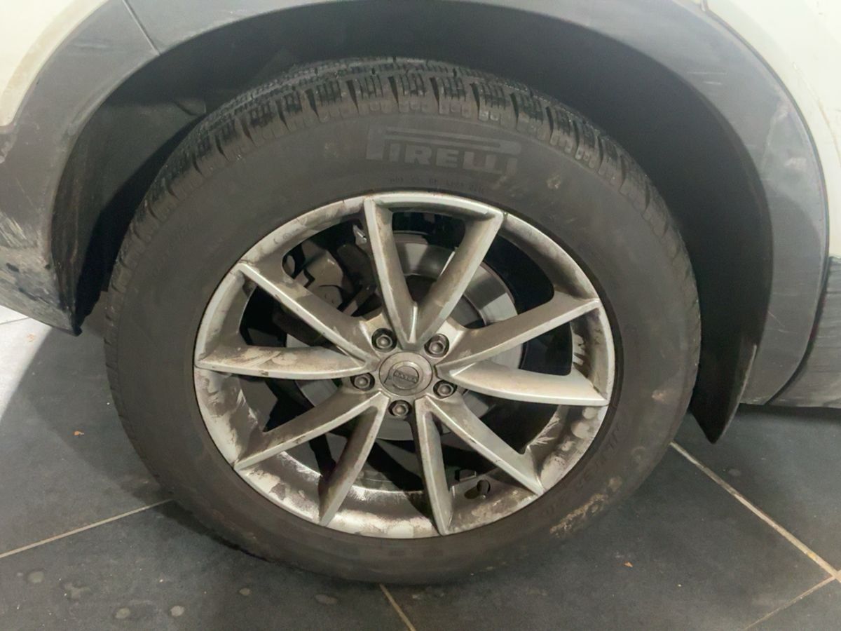 Volvo XC40 2018 — photo 10