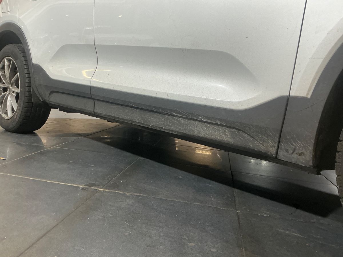 Volvo XC40 2018 — photo 35