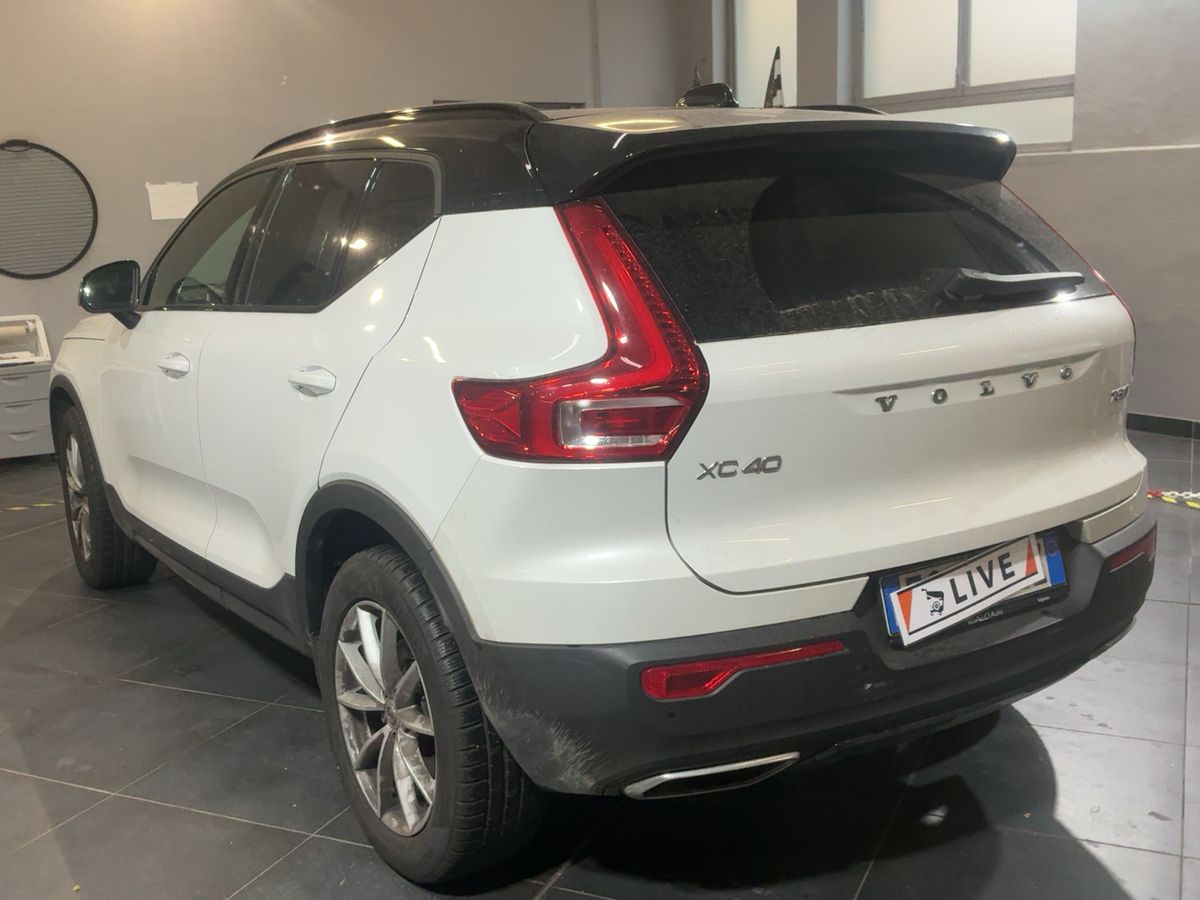 Volvo XC40 2018 — photo 7