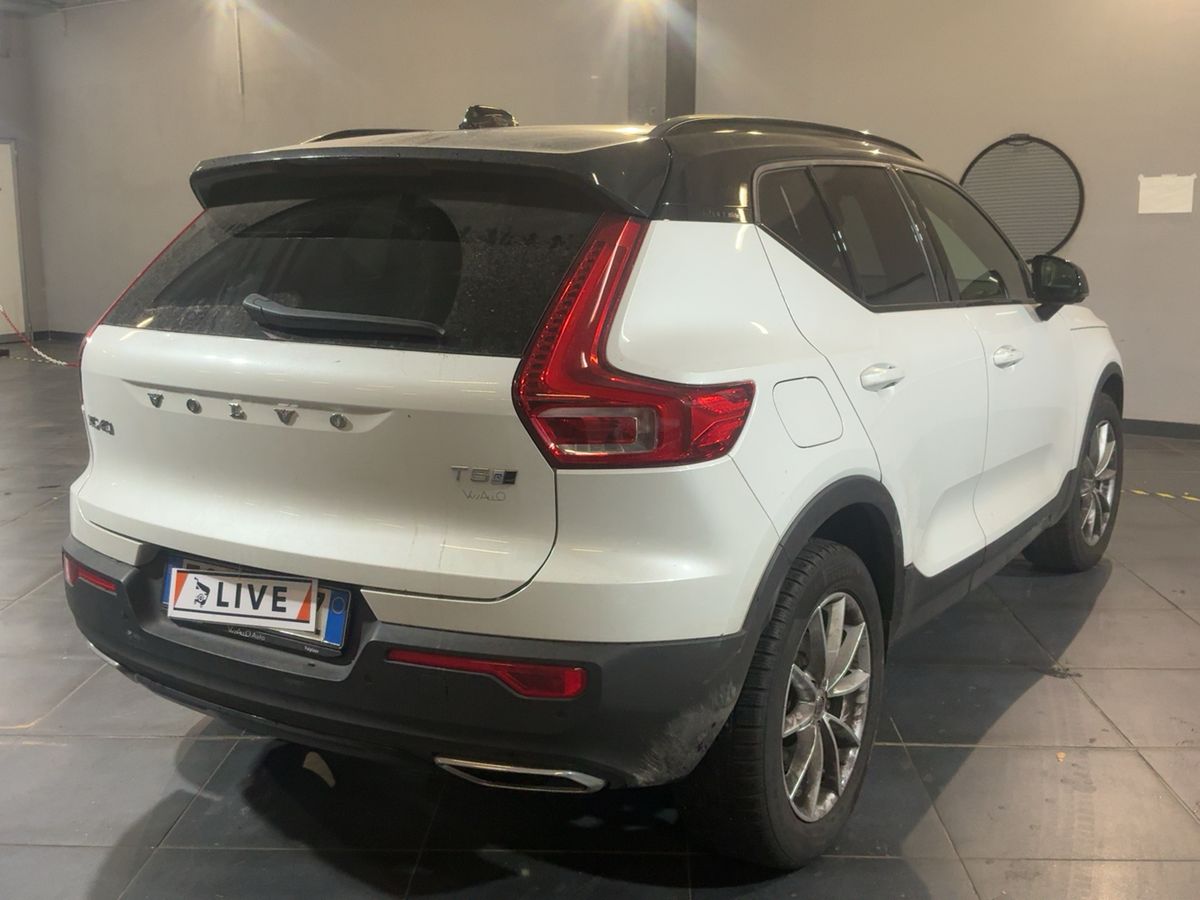Volvo XC40 2018 — photo 9