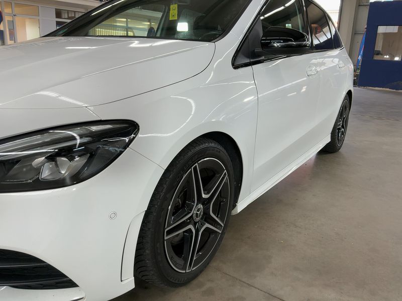 Mercedes-Benz B-Klasse B 200 AMG Line — zdjęcie 2