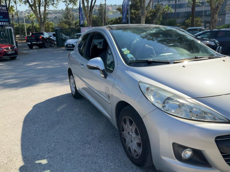 Peugeot 207 1.6 HDi Serie 64 2011 – снимка 12