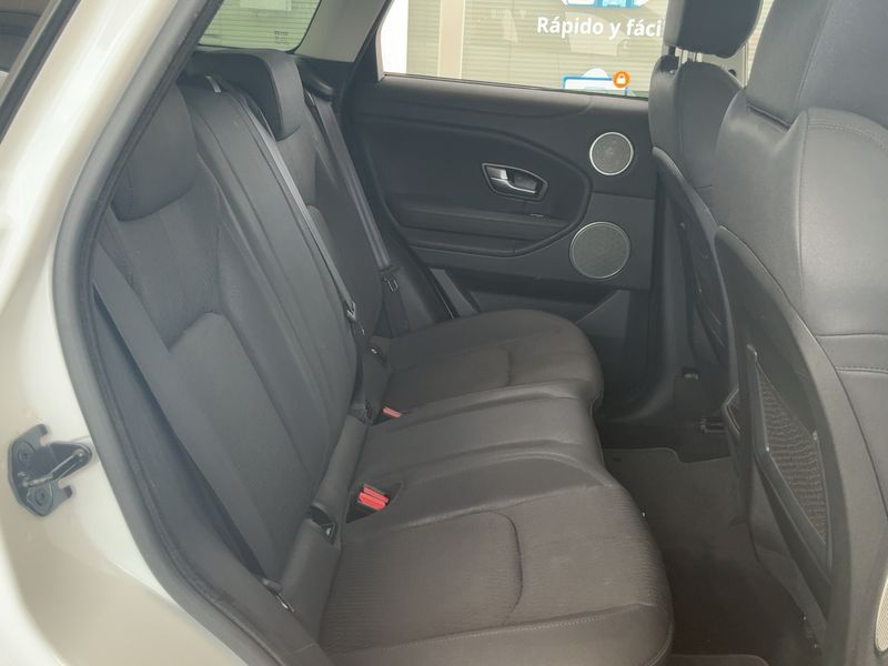 Land Rover Evoque 2.0 Td4 Pure — zdjęcie 14