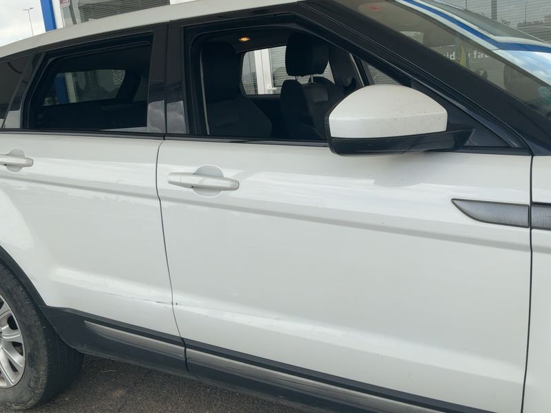 Land Rover Evoque 2.0 Td4 Pure — zdjęcie 7