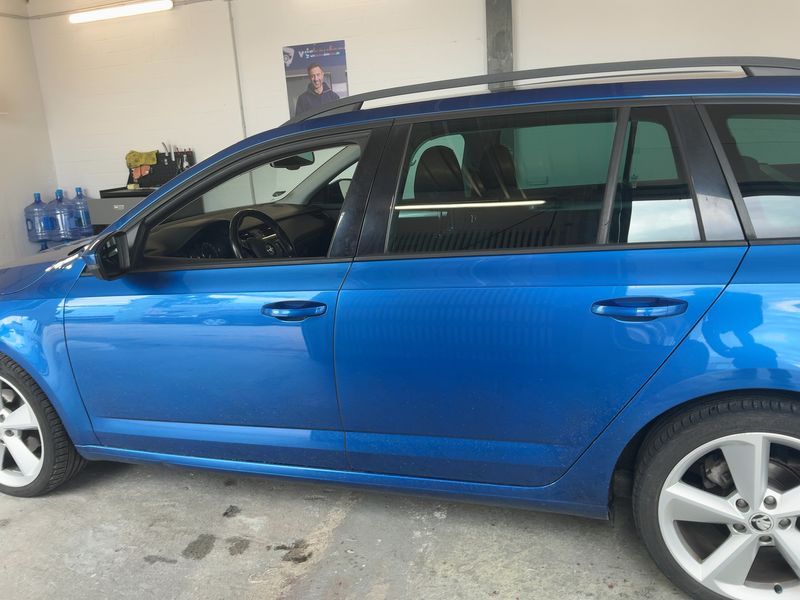 Skoda Octavia 2.0 TDI Style — zdjęcie 4