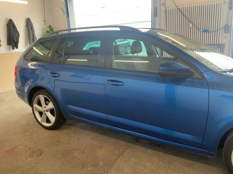 Skoda Octavia 2.0 TDI Style — zdjęcie 7