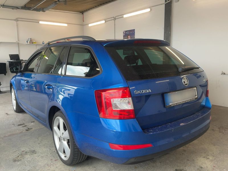 Skoda Octavia 2.0 TDI Style — zdjęcie 3