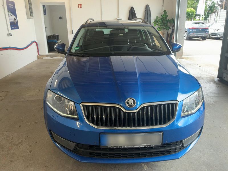 Skoda Octavia 2.0 TDI Style — zdjęcie 9